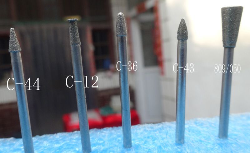 厂家供应牙科技工带柄鬃刷 抛光轮黑棕刷 齿科工厂材料